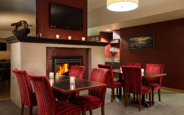 Coast Hilltop Inn image 5